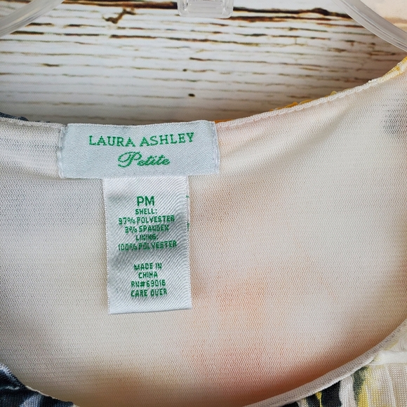 Laura Ashley Ruffled Sleeveless Top - Picture 3 of 5